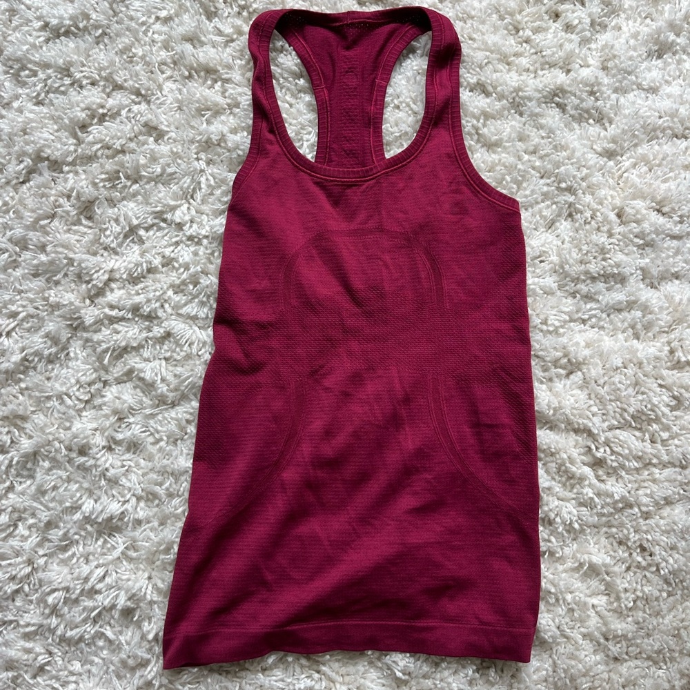 Lululemon tank top